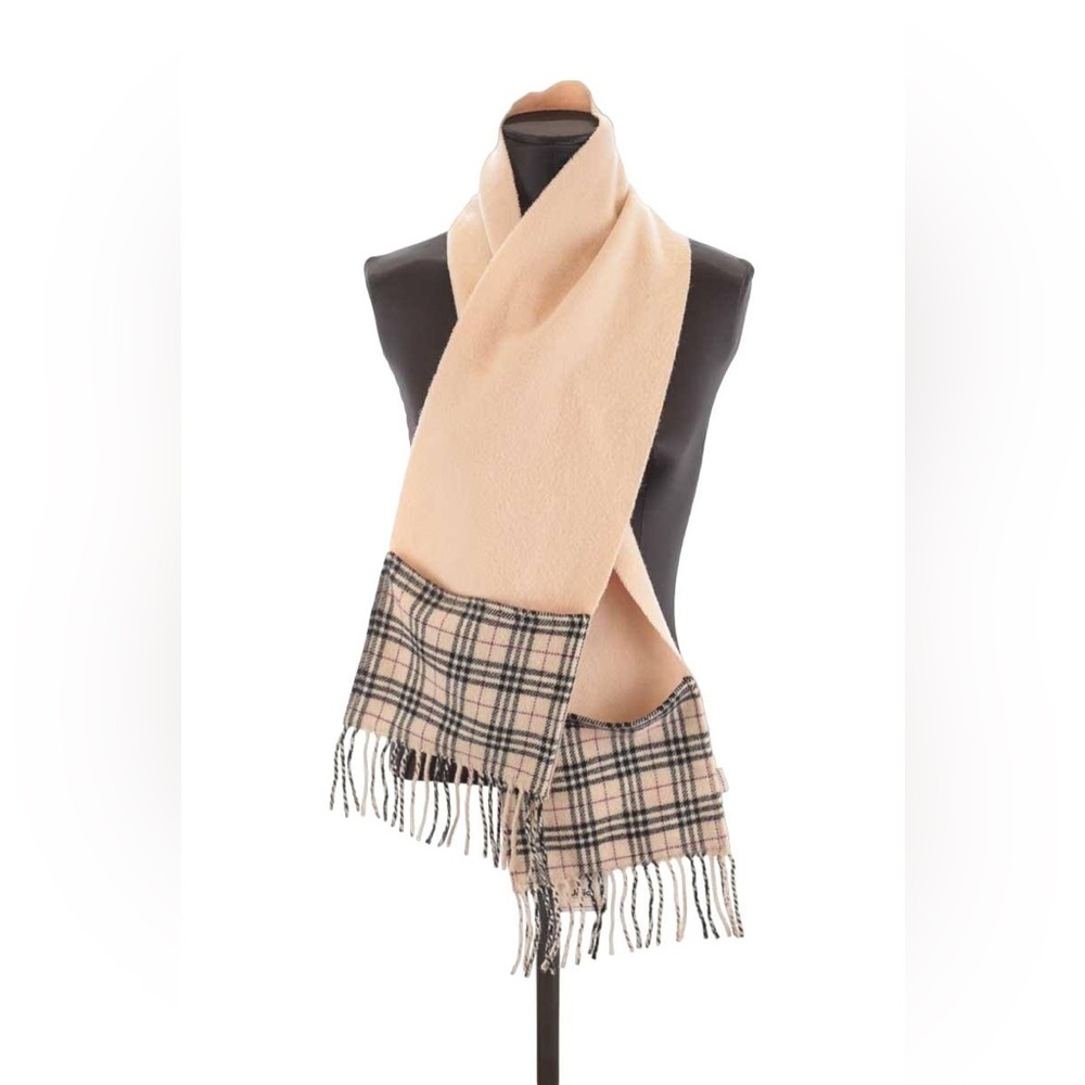 Burberry Kids Check Scarf in Beige and Black